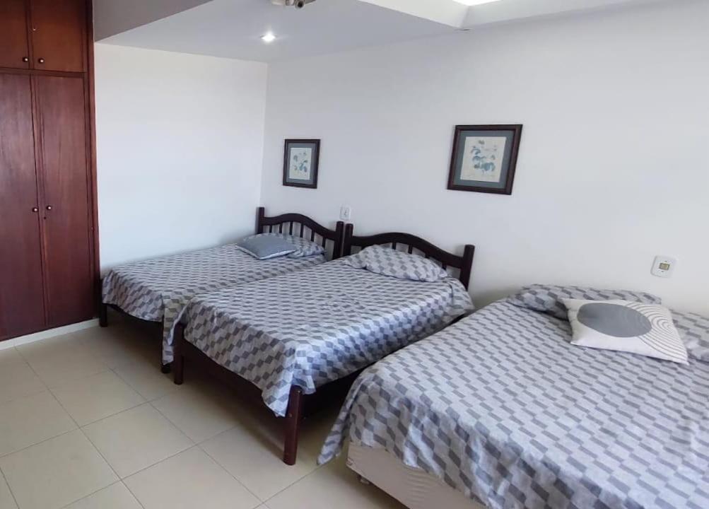Triplex Cabo Frioアパートメント エクステリア 写真